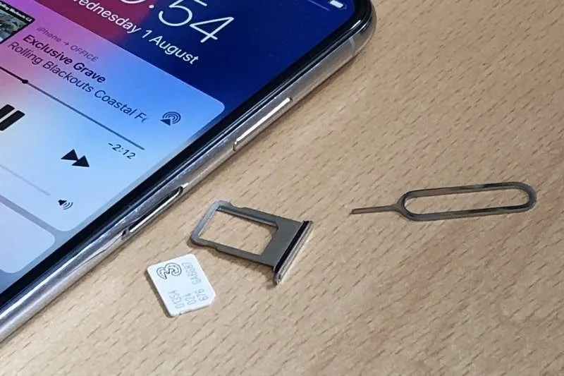 No Service SIM Card.jpg