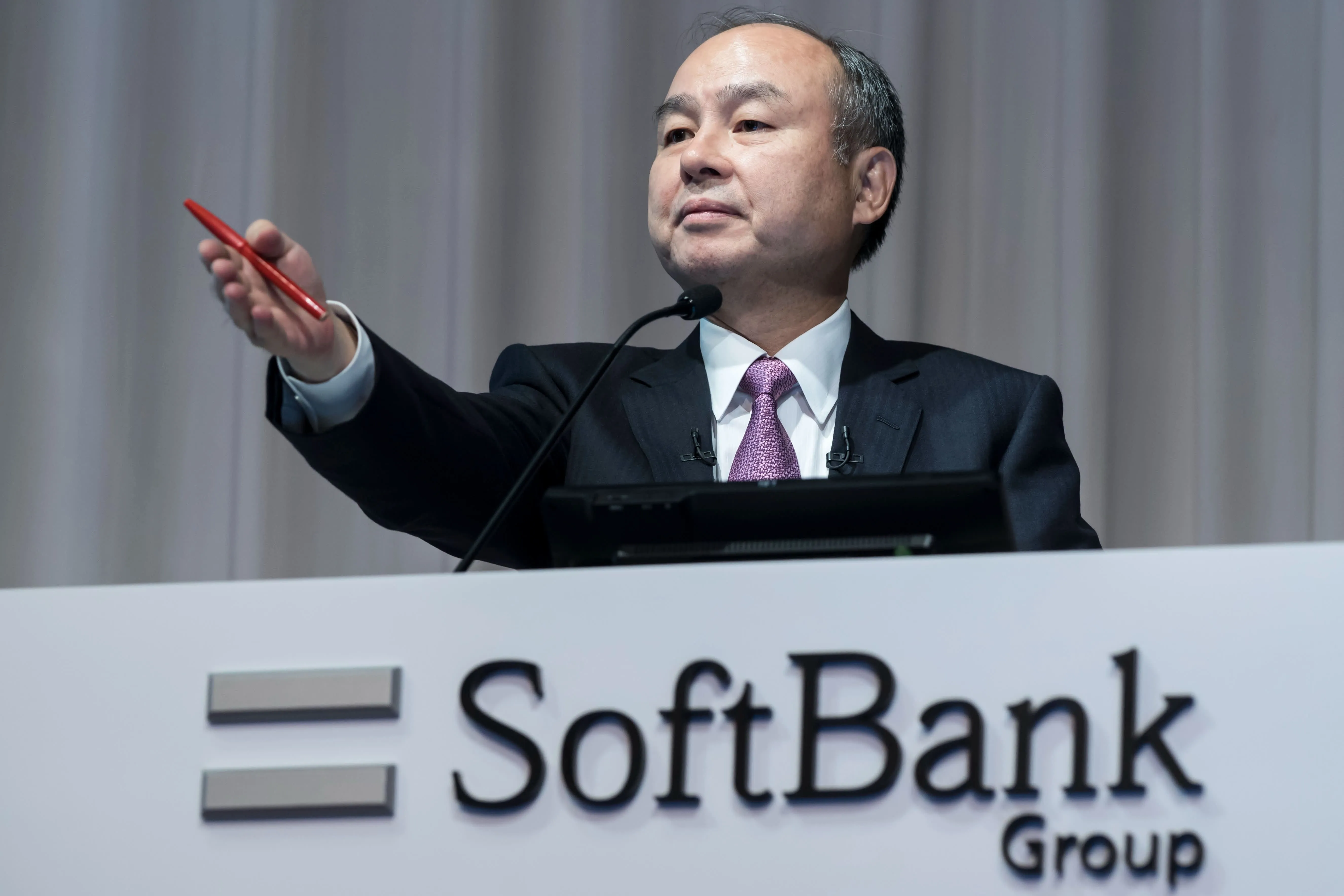 Softbank - đế chế lĩnh vực viễn thông Nhật Bản.jpg