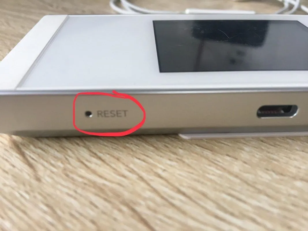 cach-reset-thiet-bi-w05-1.jpg